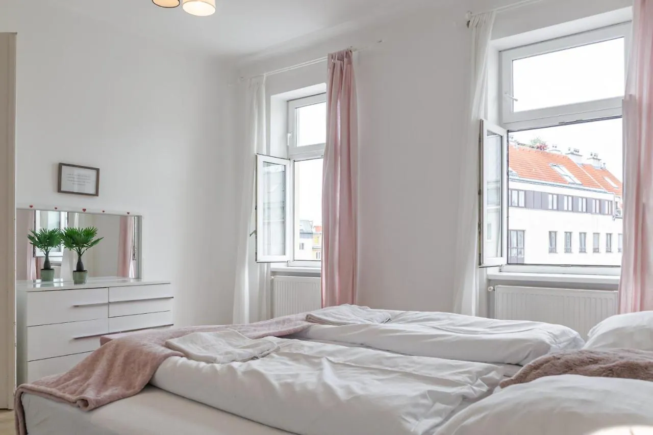 Stylish 2Br Apartment Near Matzleinsdorfer Platz Vienna Austria